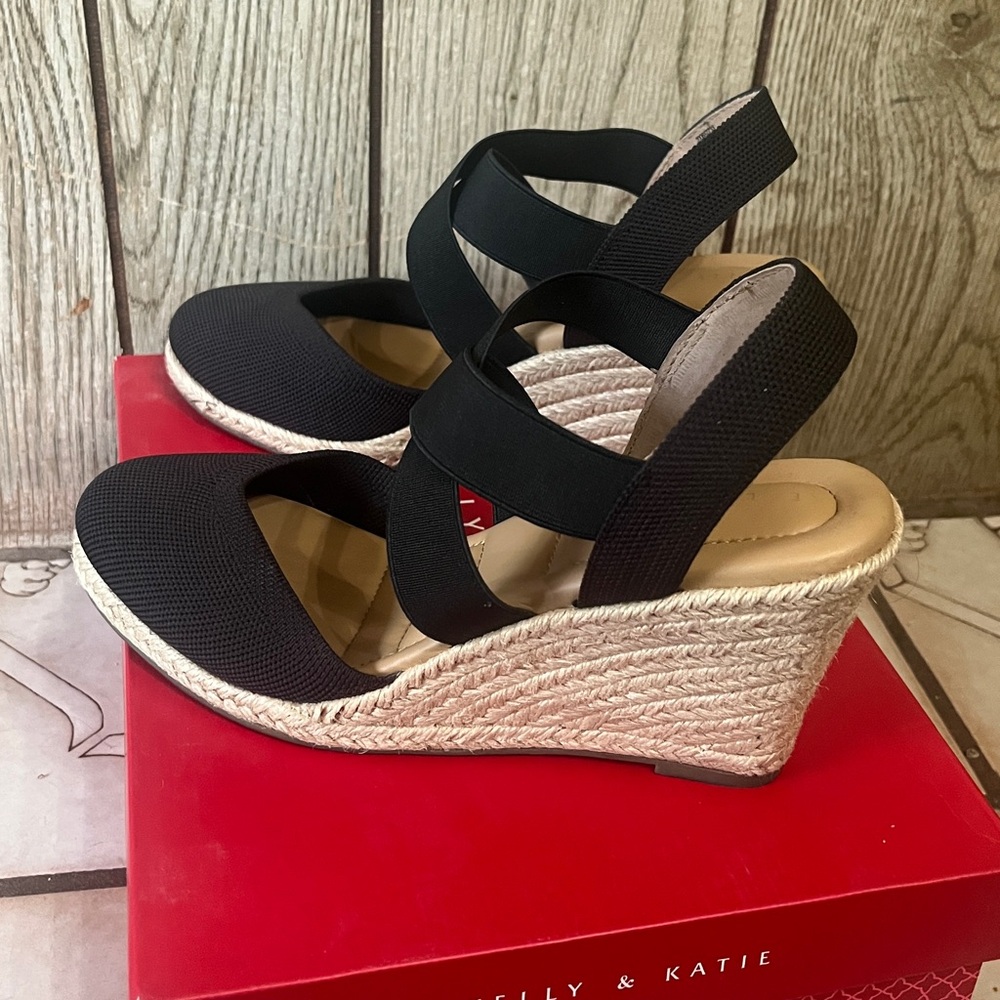 Kelly & Katie Black Wedge Espadrille Sandals - Picture 4 of 5